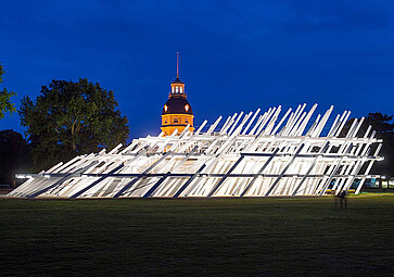 LED Linear™ illuminates the festival summer in Karlsruhe